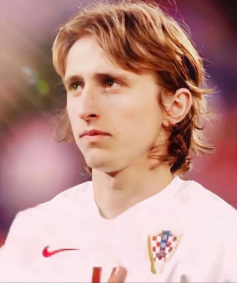 米体：国米已经将格伊视为补强防线的头号目标