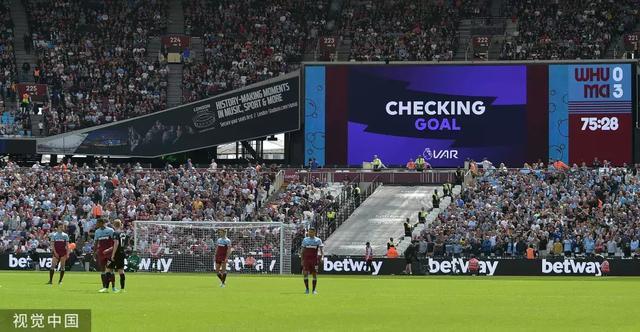 6分42秒，姆巴佩完成欧冠历史第二快帽子戏法